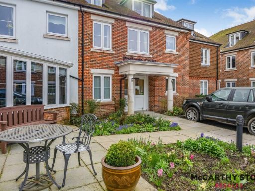 Similar property image