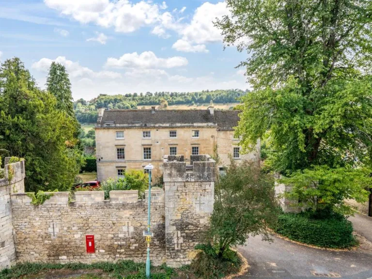 property Compatible Images}