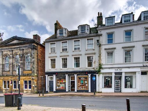 Similar property image