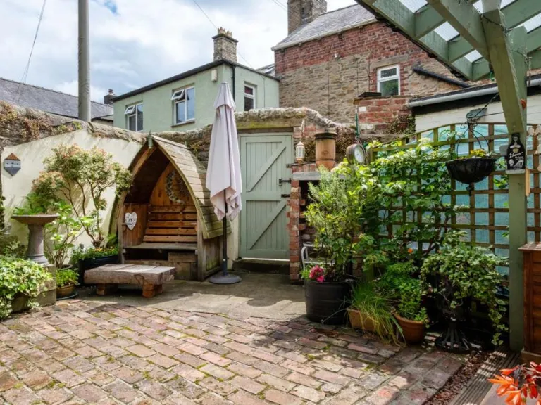property Compatible Images}