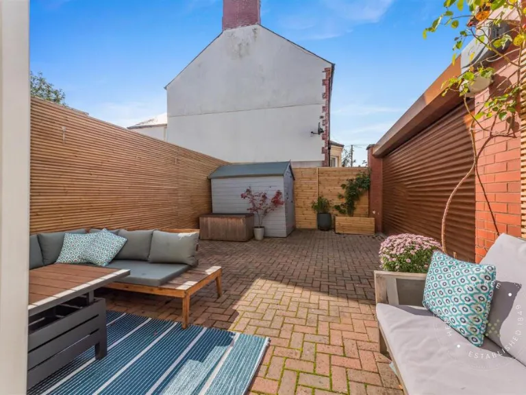 property Compatible Images}