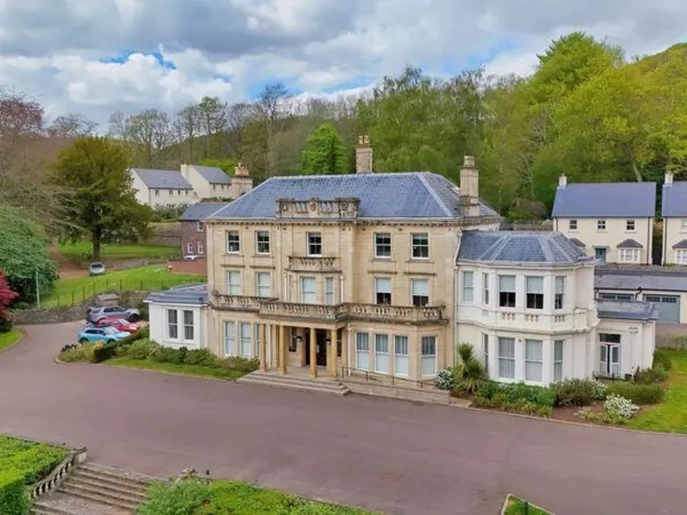 property Compatible Images}