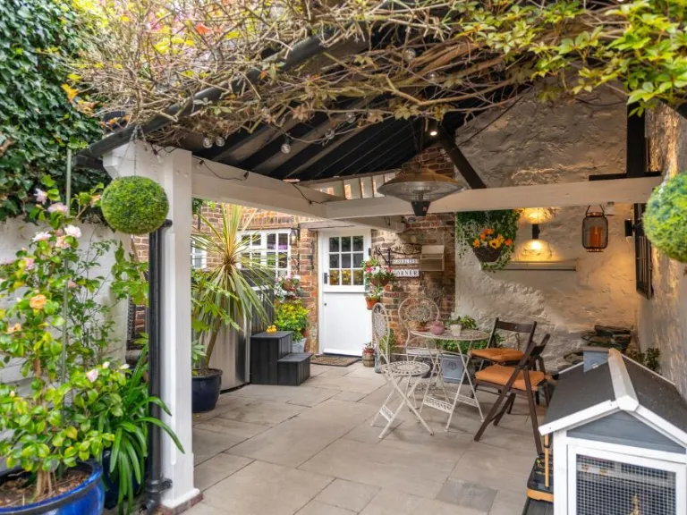 property Compatible Images}