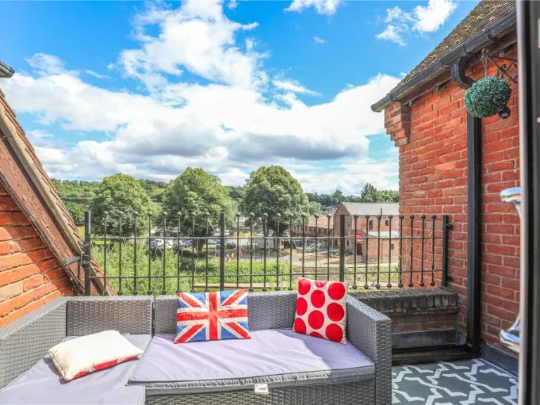 property Compatible Images}