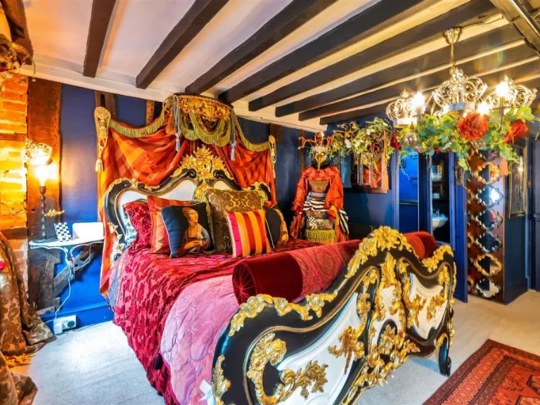 property Compatible Images}