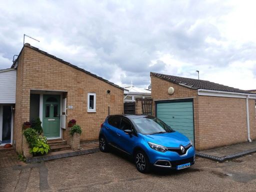 Similar property image