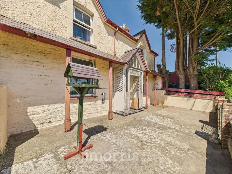 property Compatible Images}
