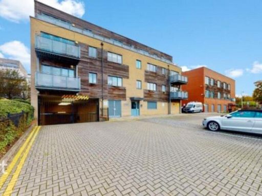 Similar property image