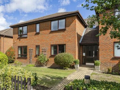 Similar property image