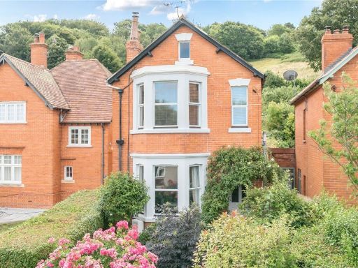 Similar property image