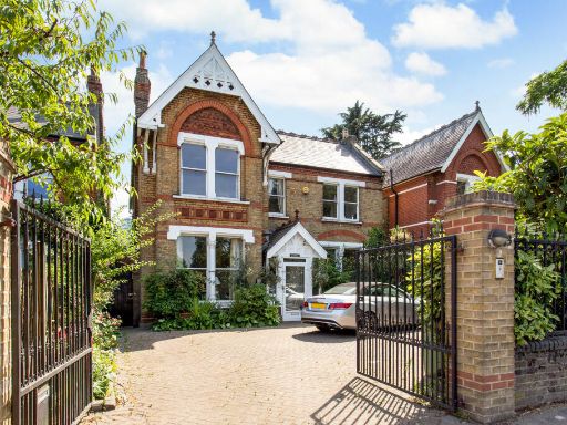 Similar property image