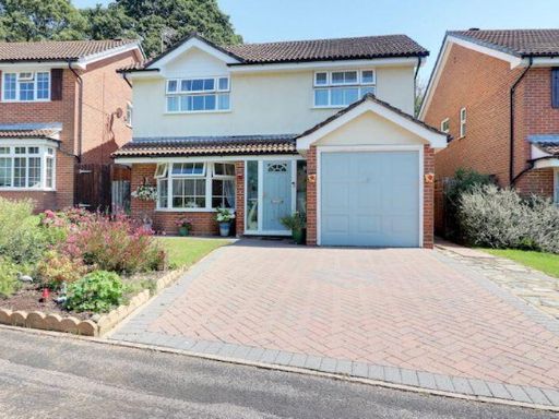 Similar property image