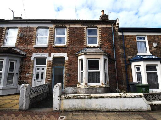 Similar property image