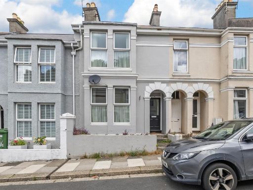 Similar property image