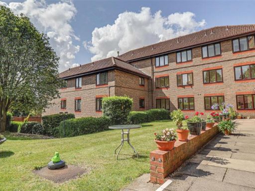 Similar property image