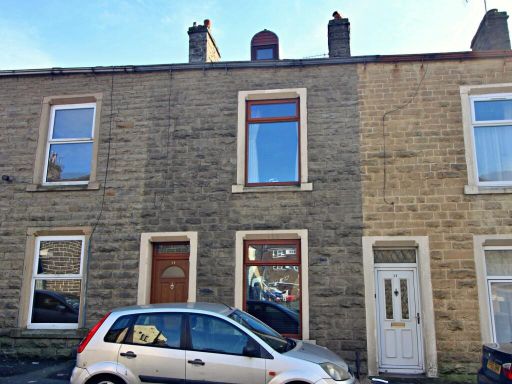 Similar property image