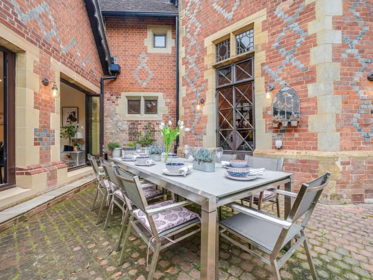 property Compatible Images}