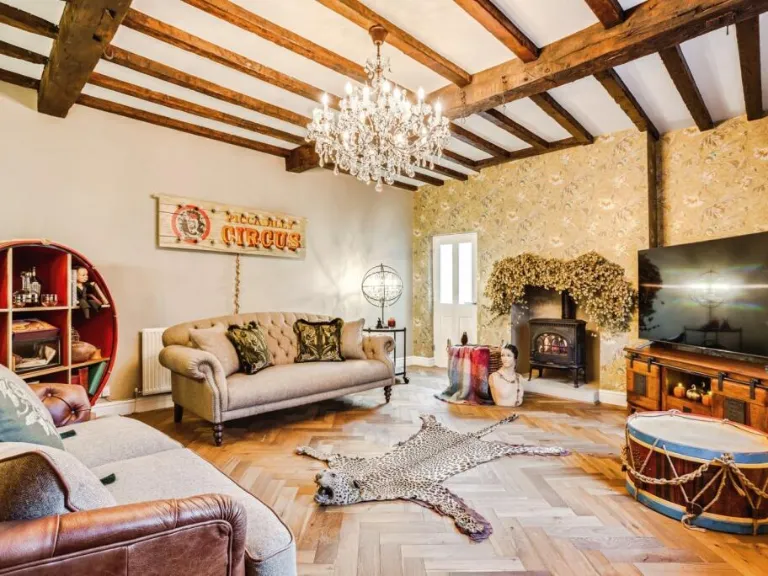 property Compatible Images}