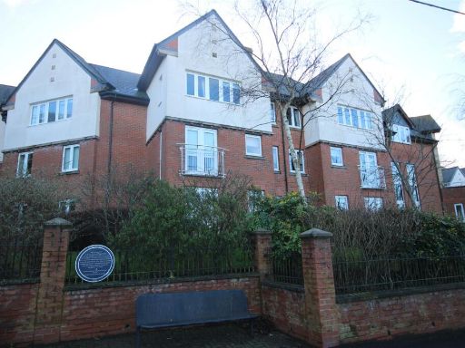 Similar property image