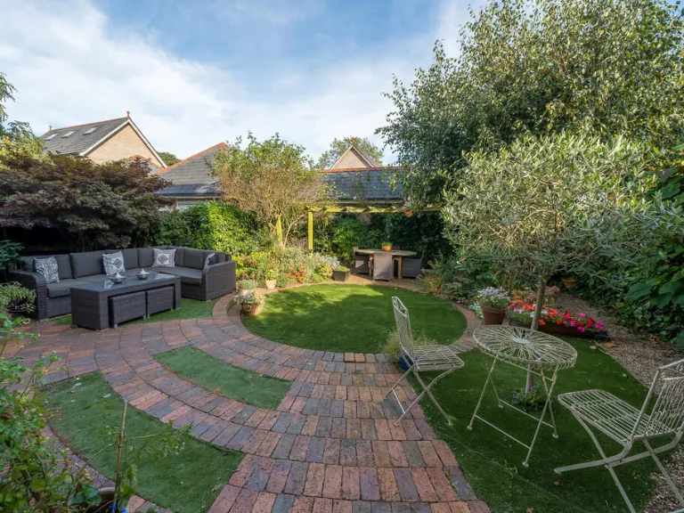 property Compatible Images}