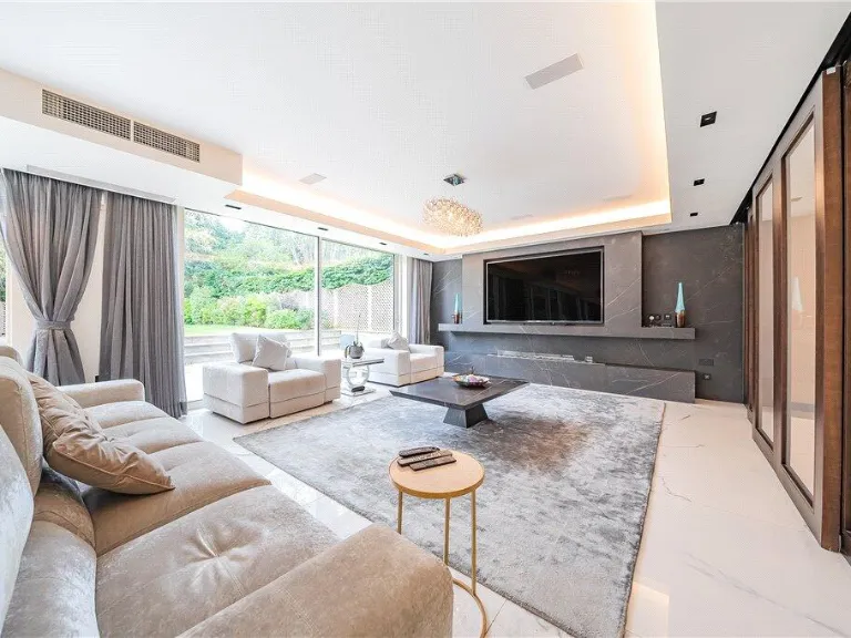 property Compatible Images}
