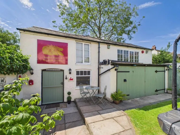 property Compatible Images}