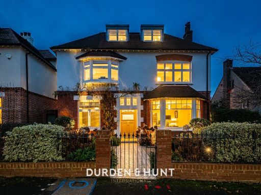 Similar property image