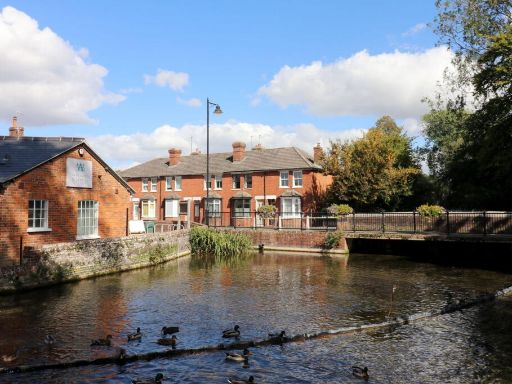 Similar property image