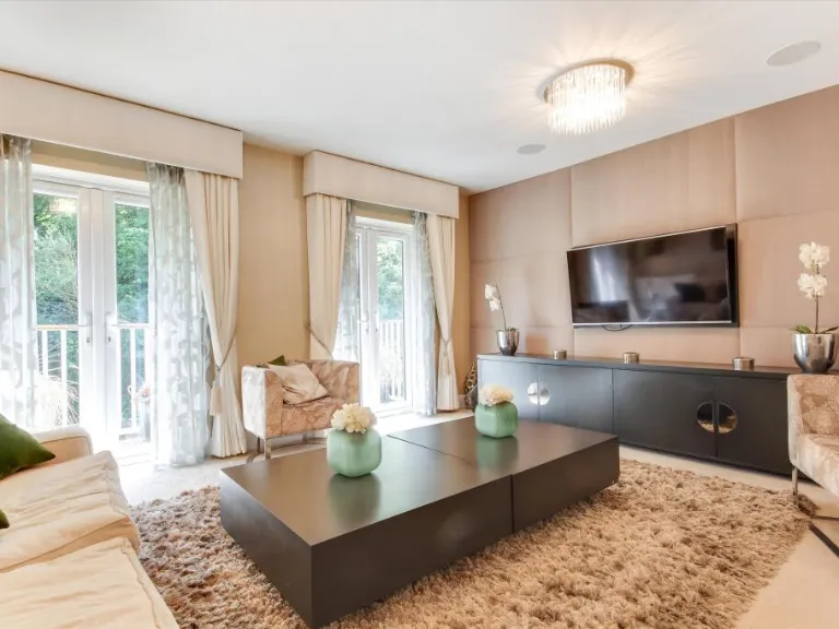 property Compatible Images}