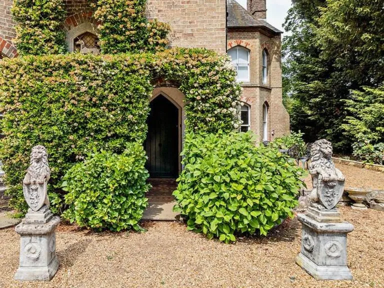 property Compatible Images}