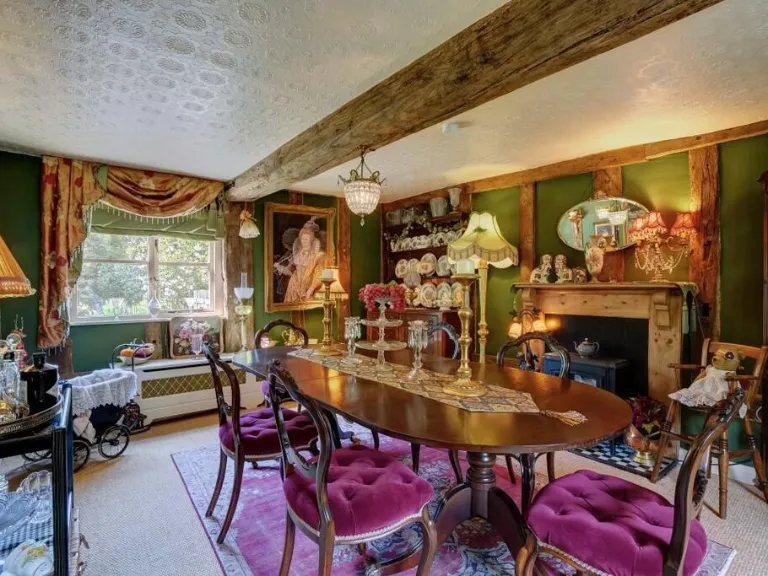 property Compatible Images}