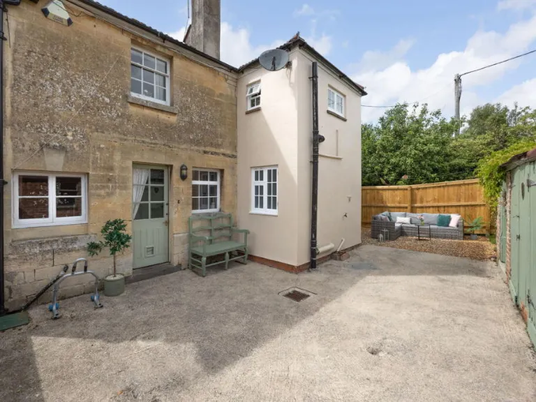 property Compatible Images}