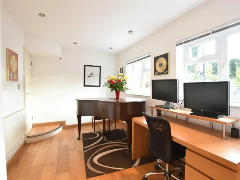 property Compatible Images}