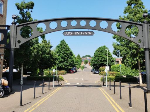 Similar property image