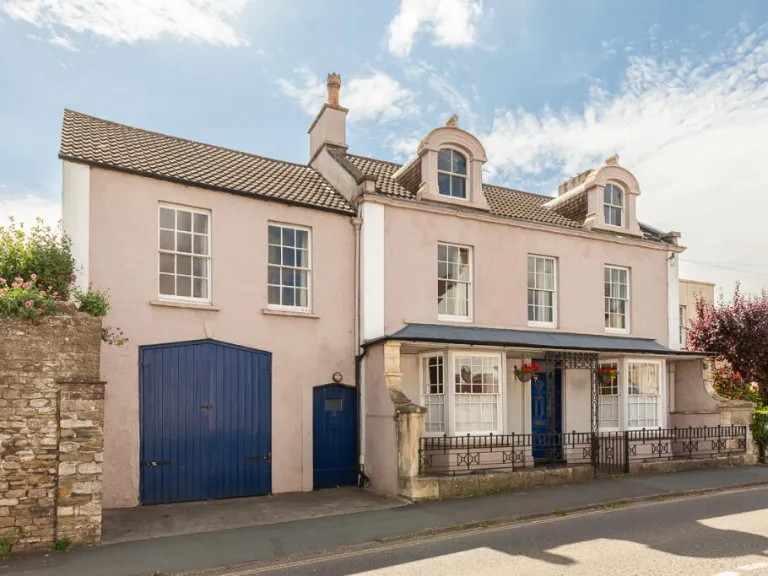 property Compatible Images}