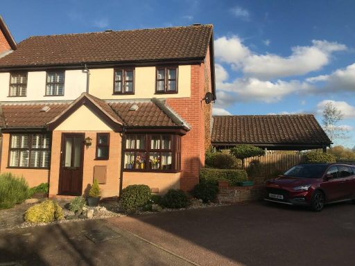 Similar property image