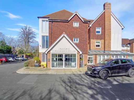 Similar property image