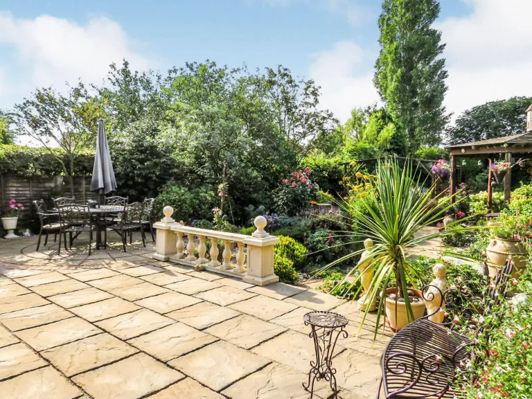 property Compatible Images}