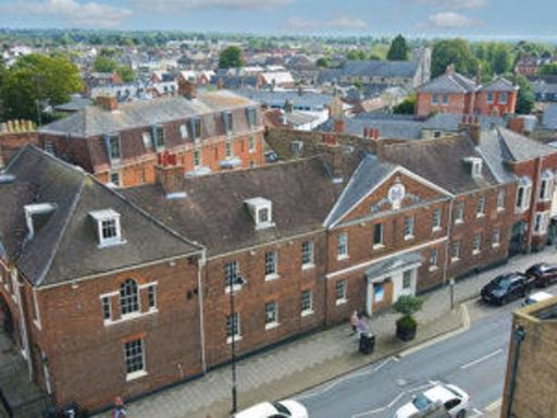 Similar property image