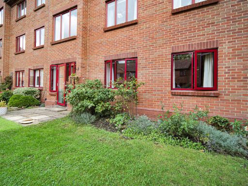 Similar property image