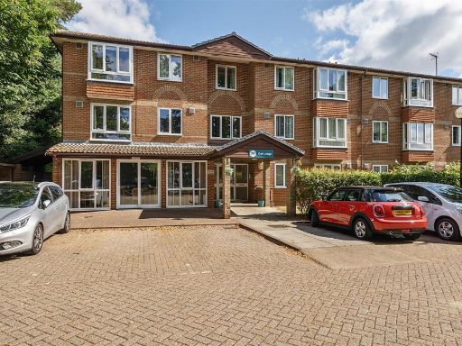 Similar property image