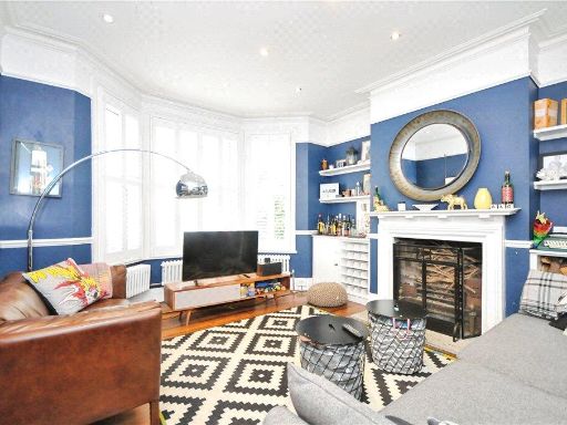 Similar property image