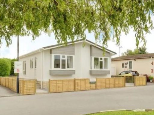 Similar property image