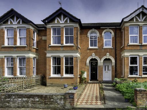 Similar property image