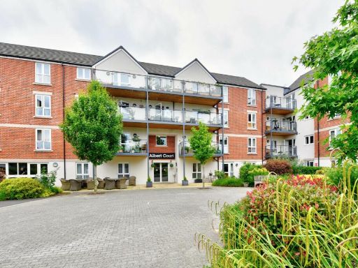 Similar property image