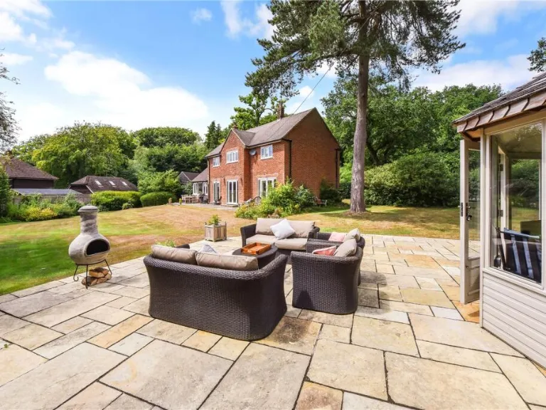 property Compatible Images}