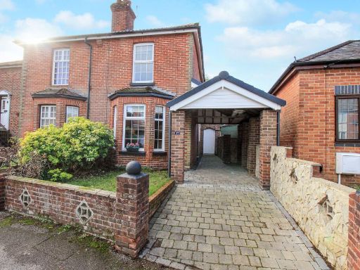 Similar property image