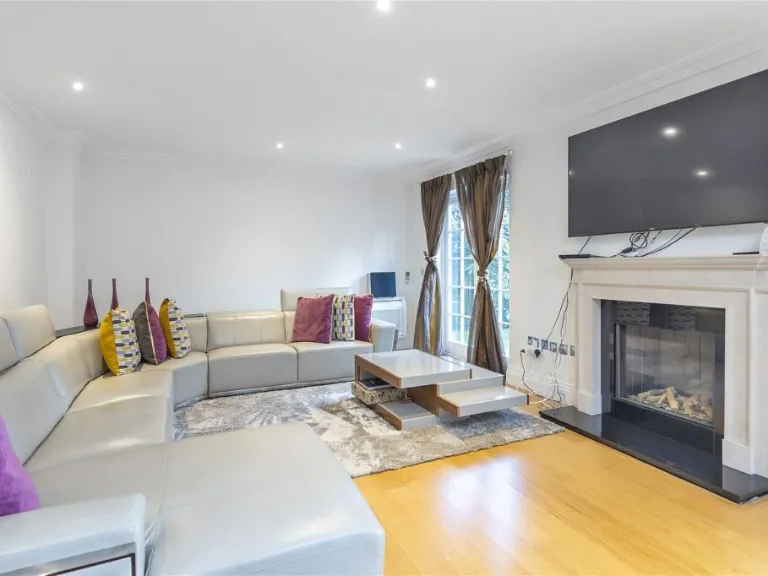 property Compatible Images}