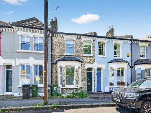 Similar property image