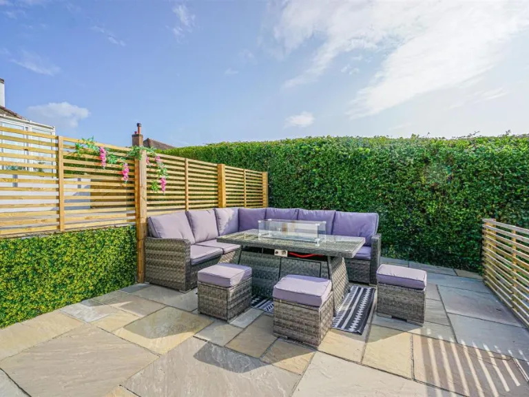 property Compatible Images}